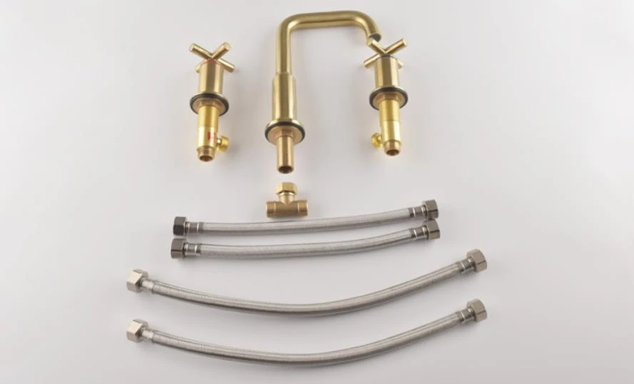 widespread bathroom sink faucet (7)